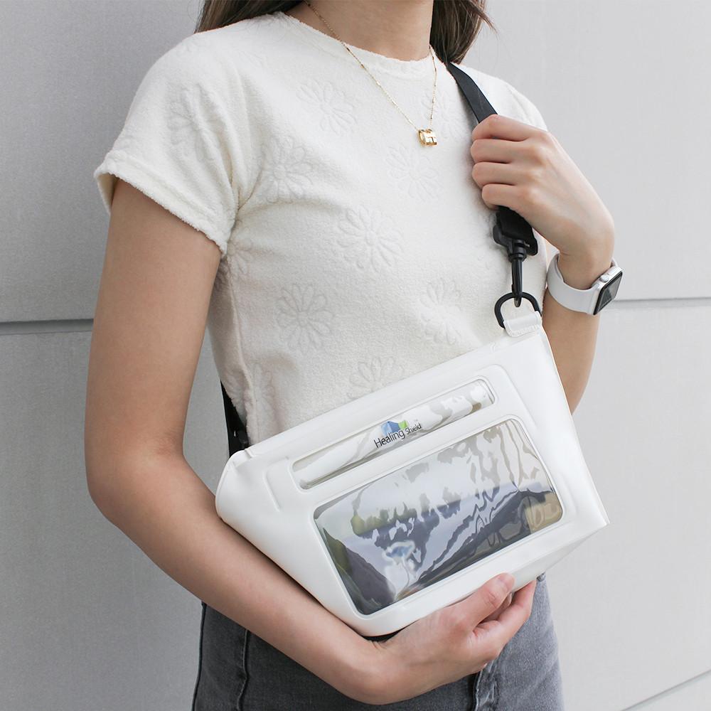 핸드폰 방수팩 IPX-8등급 대형 가방 방수케이스 크로스백 HSK-L08W 아이폰 서핑 워터밤 흠뻑쇼 물놀이