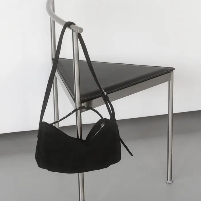 VELVASTUD BRICK BAG / BLACK SUEDE