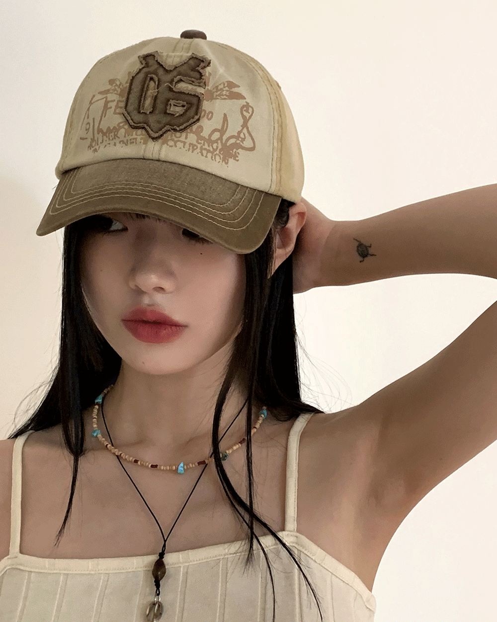 코닐 y2k 워싱 자수 패치 배색 볼캡 모자