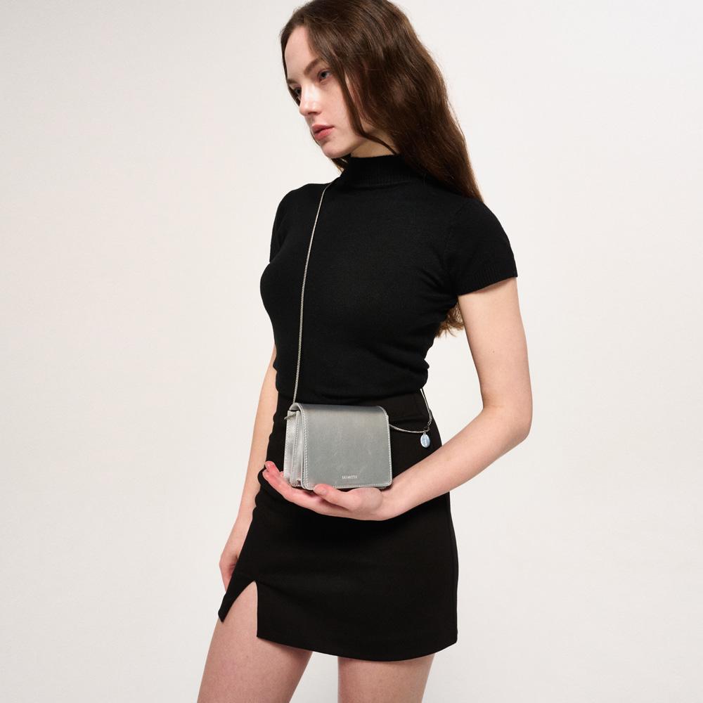 [예약배송  6/17순차출고] Lulu mini bag silver