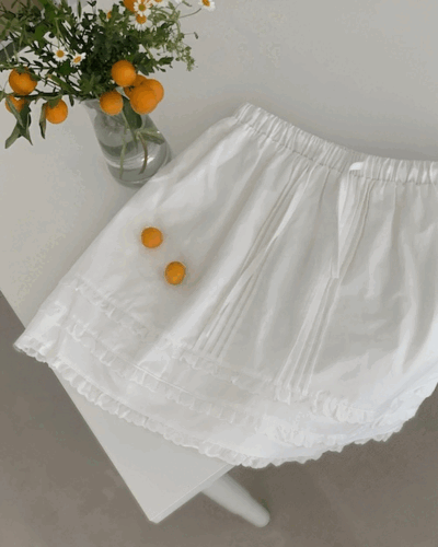 언더더힐 milk lace white skirt (1color)