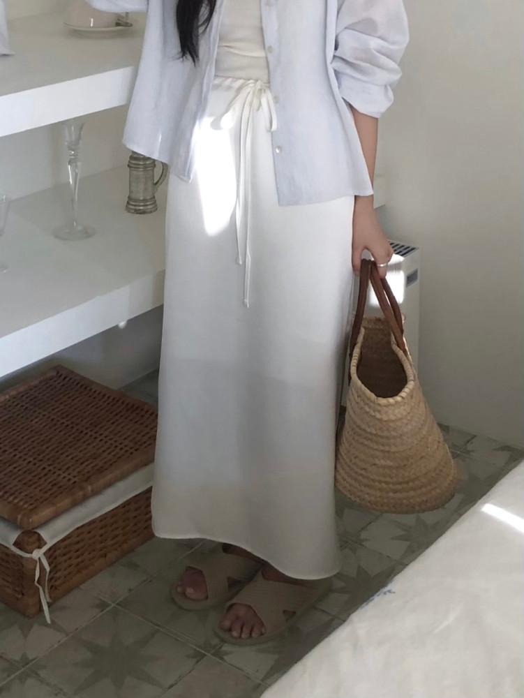 새틴 리본 스트링 롱 스커트 [디셈브]