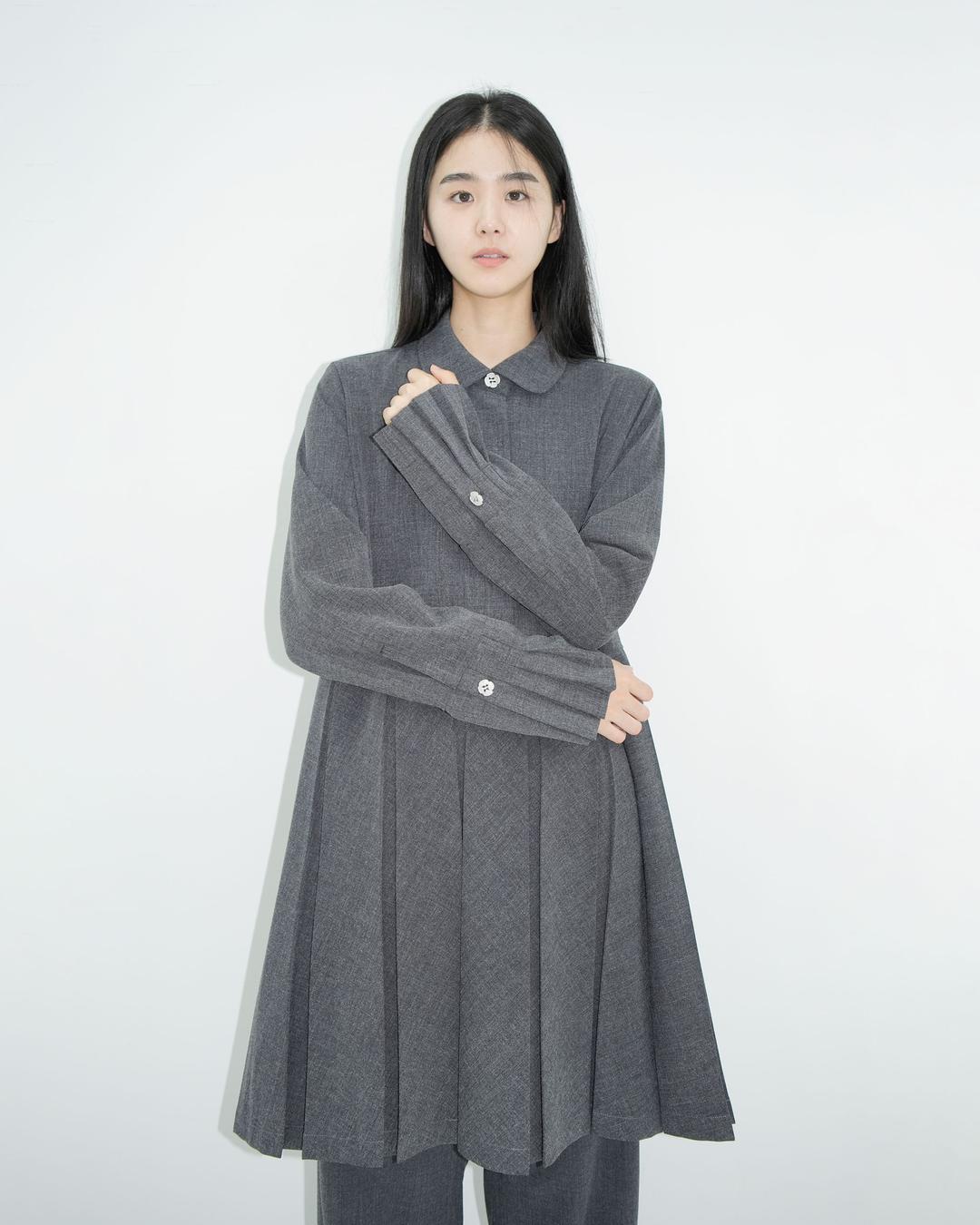 standard flower button dress