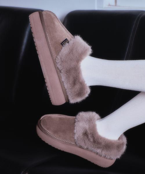 CLOUDY FLATFORM FUR MULES - MOCHA BROWN