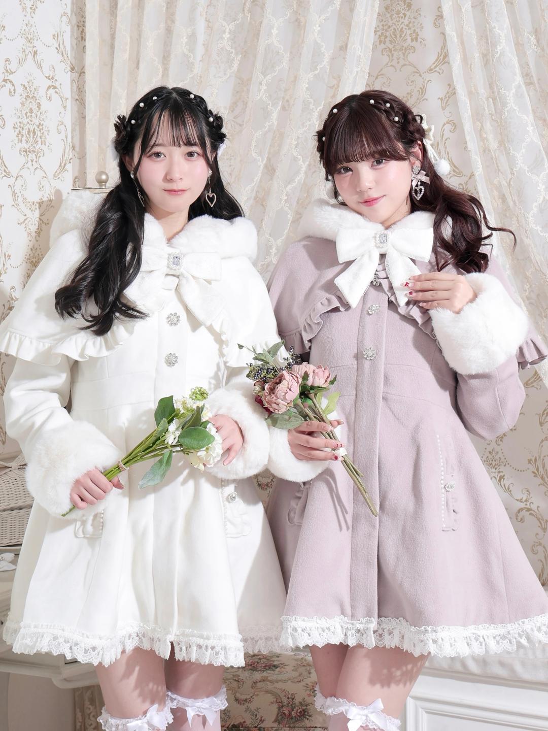 ケープフリルドーリーフレアコート