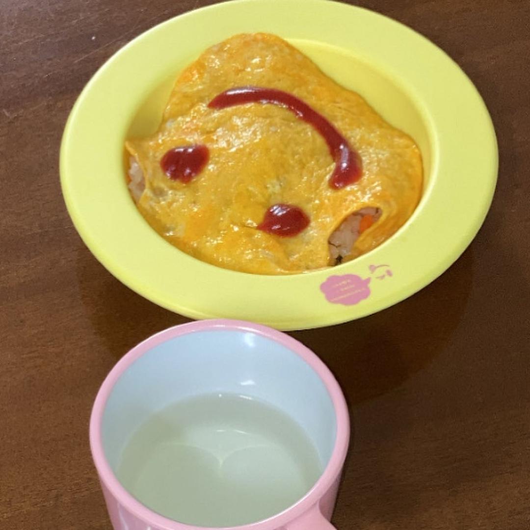 아니 근데 공기만 담아도 귀엽다고 그릇 (smile yellow)