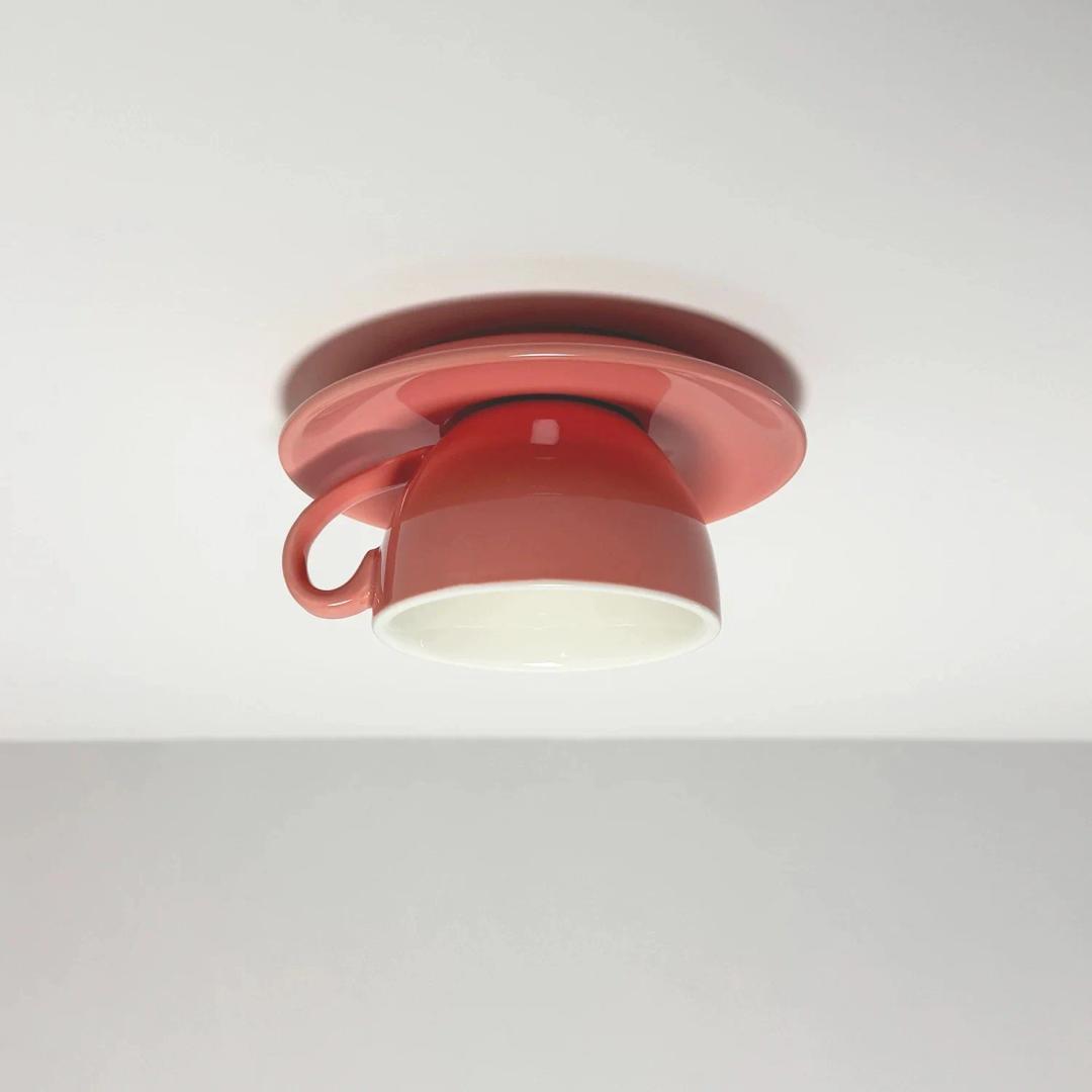 Coffee cup light.