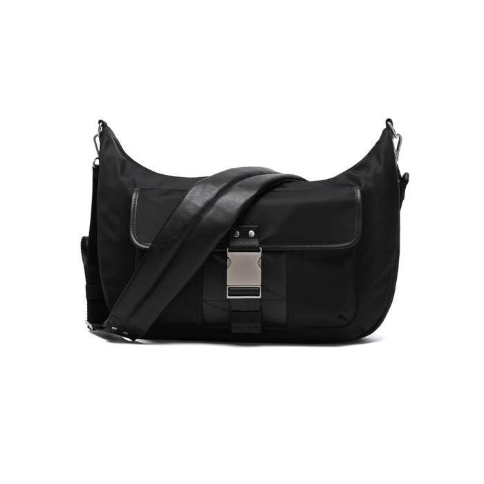 BUCKLE STRAP HOBO BAG