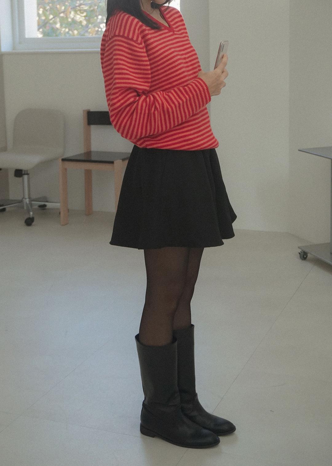 Nov wool flared skirt