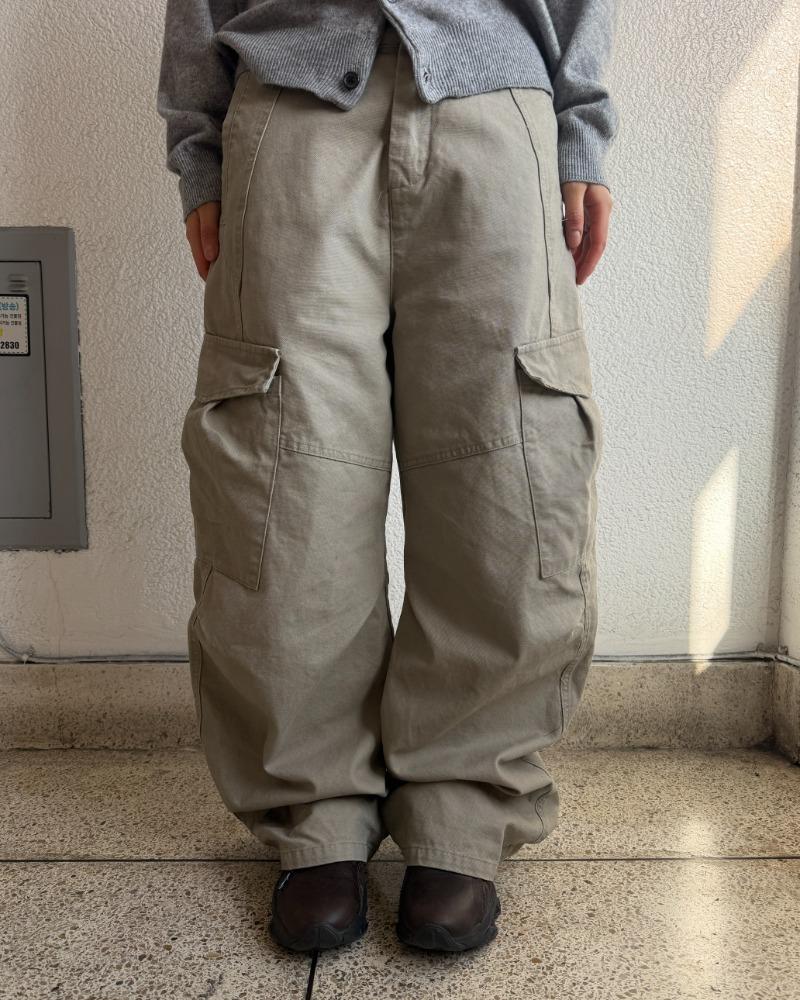 배러 카고 커브드진