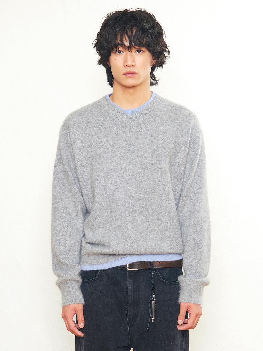 [1/19 예약배송] Hairy Wool Blend Layered V-Neck Sweater_Melange Grey