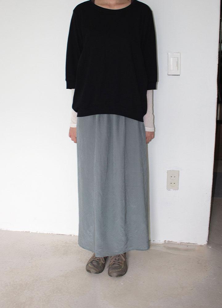 시시로 Crinkled Satin Long, Skirt