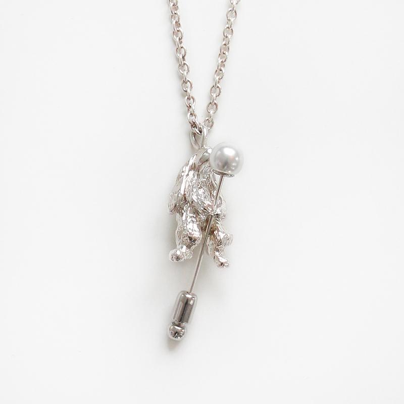Boutonnier Bunny Necklace