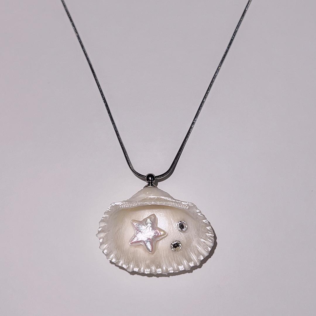 BEGINNING NECKLACE