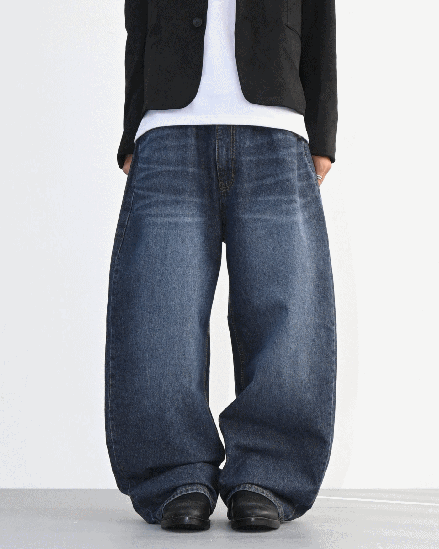 paris deep blue curved denim pants