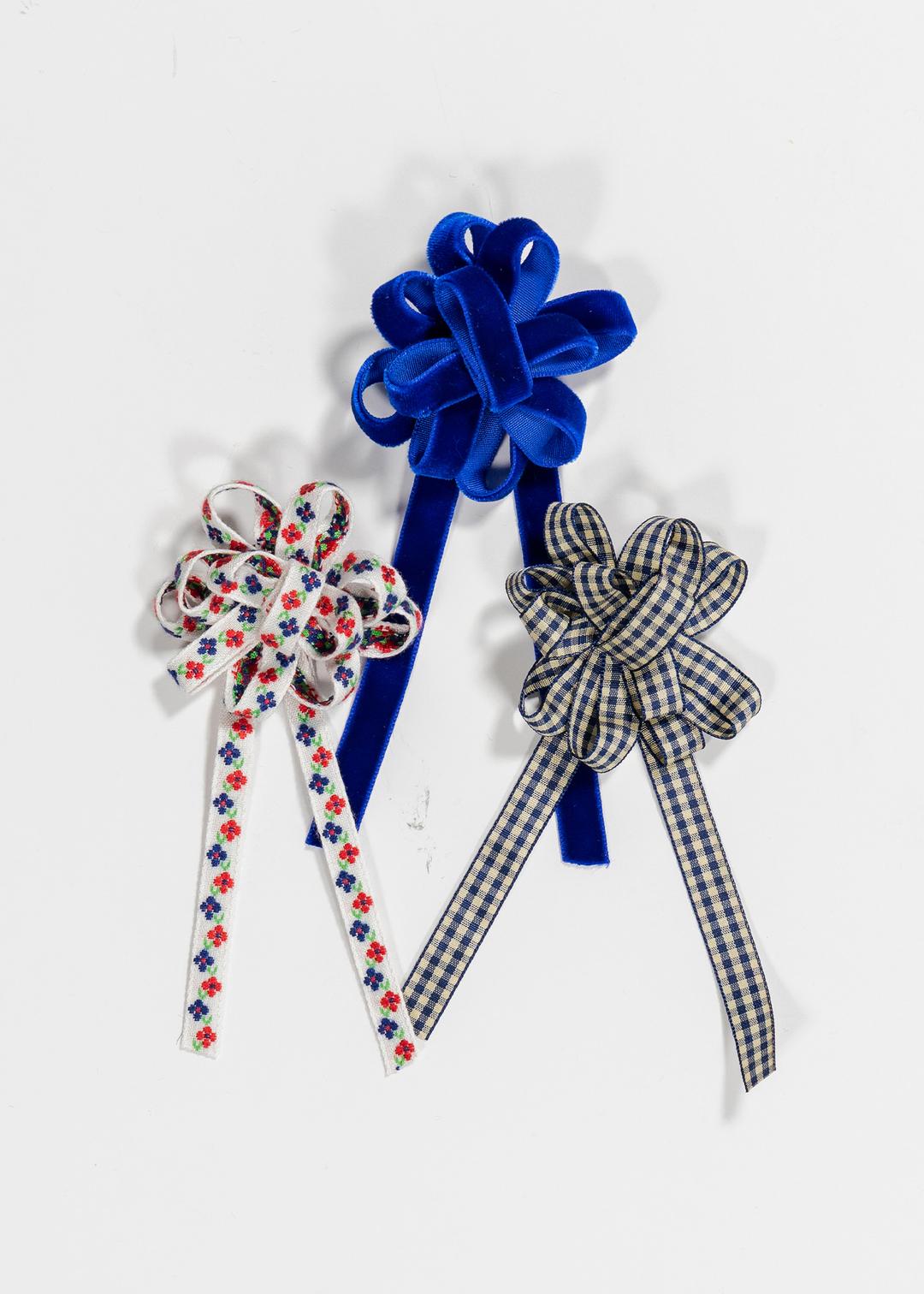ANNIVERSARY BROOCH SET TYPE C