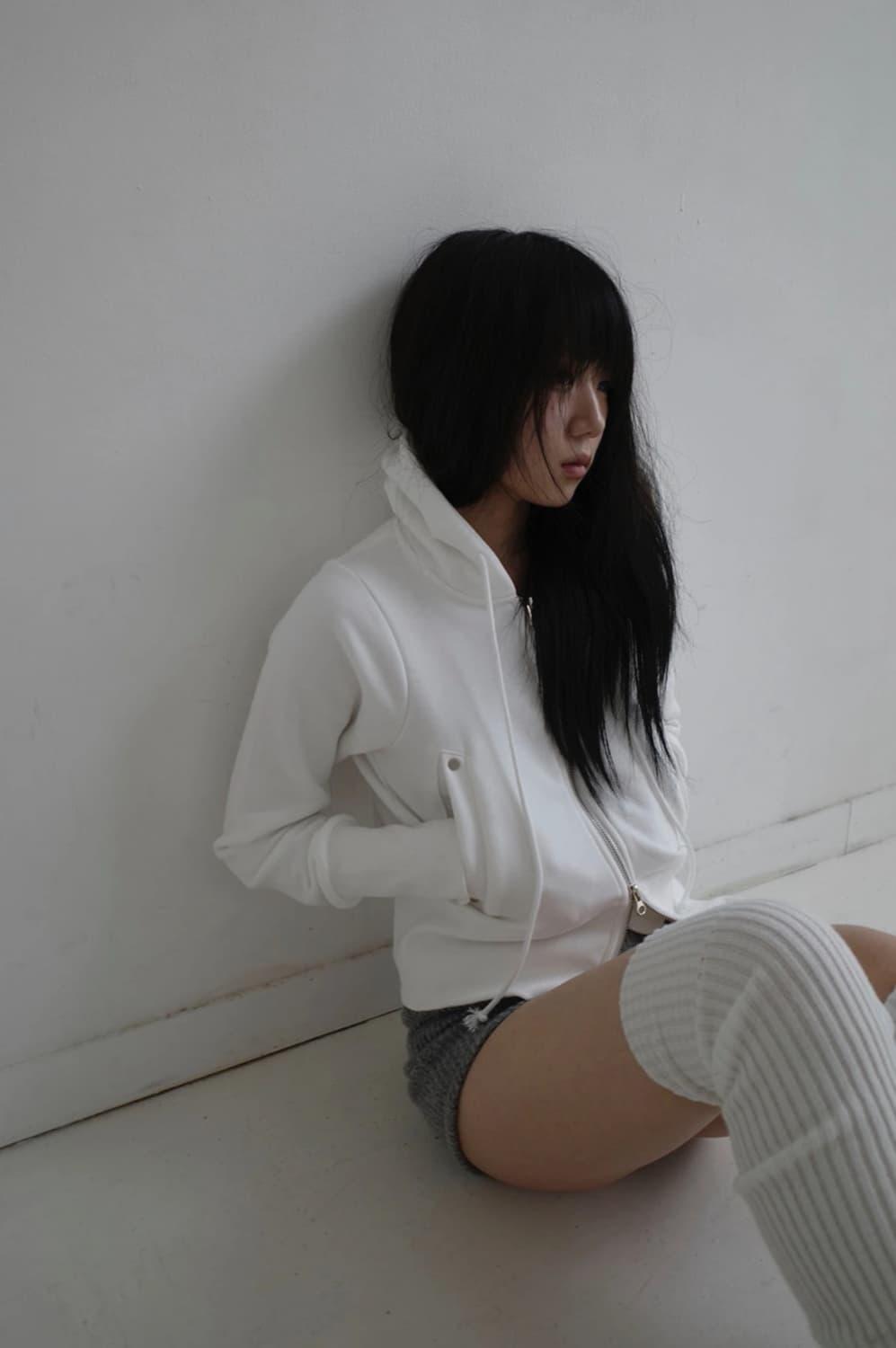 르노우 reknow 리벳 후드 집업 화이트 | 후루츠패밀리