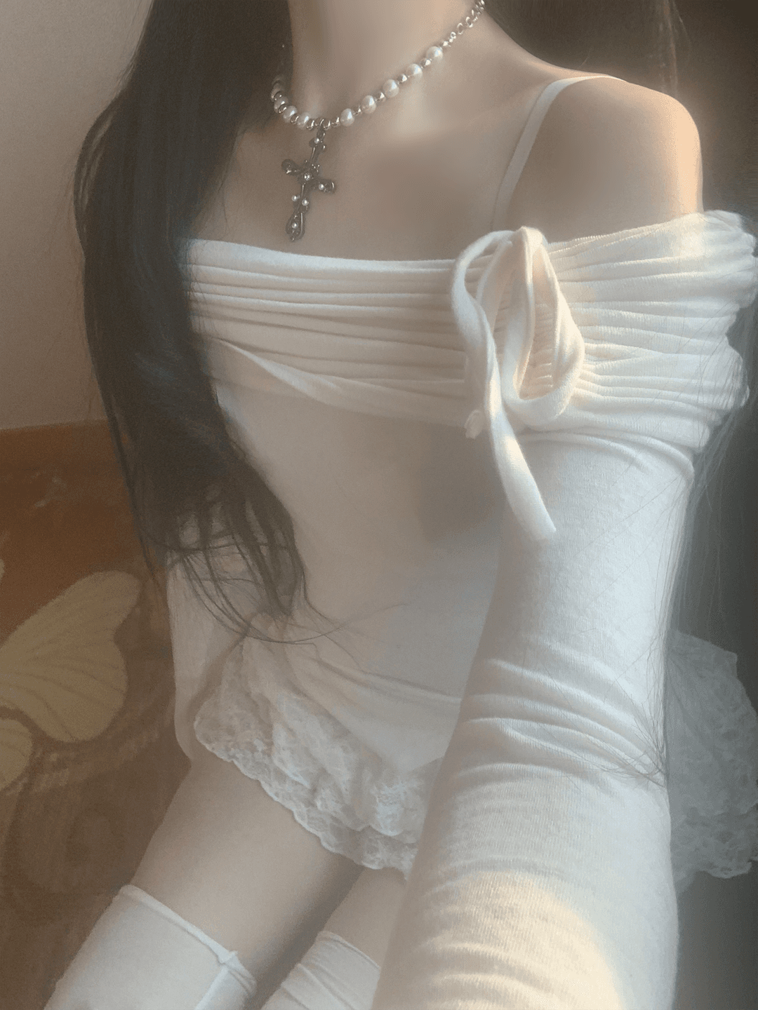 Poink shirring off-shoulder top (white)
