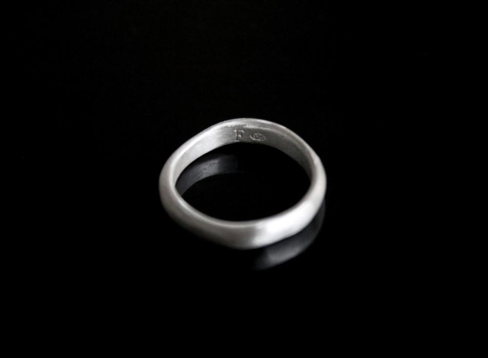 Melting Ring (멜팅 자유 각인 반지)