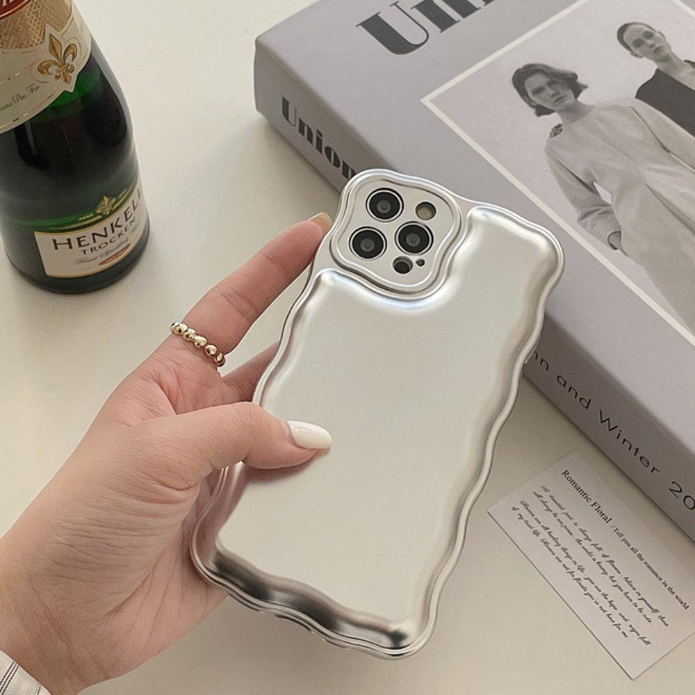 매트 실버 물결 웨이브 아이폰 13 케이스