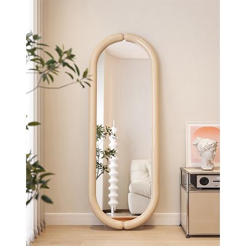 Balloon oval mirror
