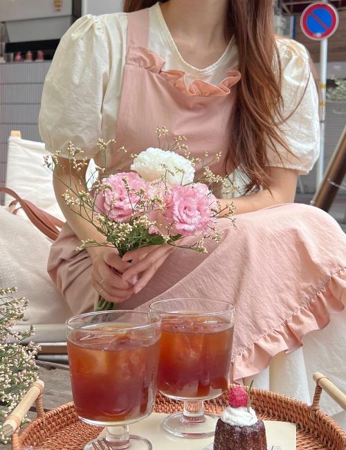 pale pink frill 100% waterproof neutral apron
