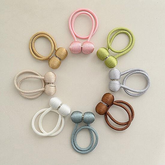 다양한 색상 이너스 퐁퐁 자석 커튼 방울 타이백 2개 세트 8color