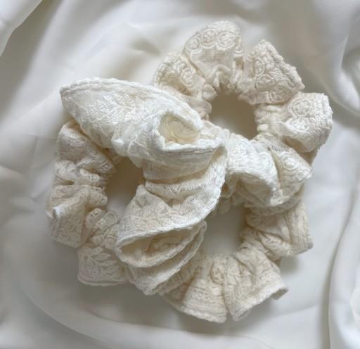 특가+무배☁️한정수량☁️ 레이스 자수 스크런치