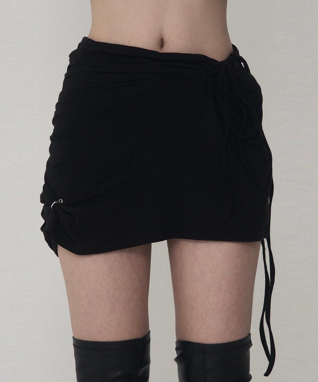 Piercing Drape Set-Up Skirt (black)