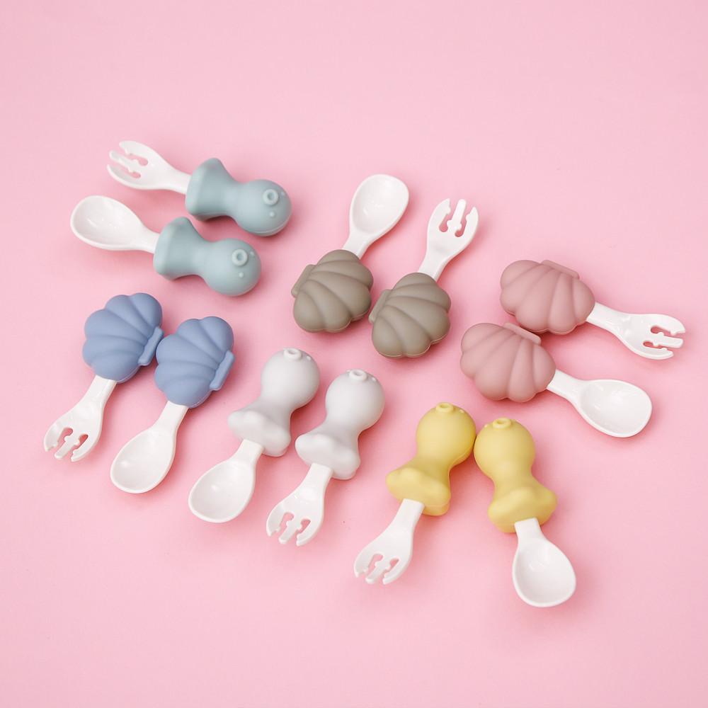 에디슨 휴대용 유아식기 자기주도 이유식 베이비 조개 문어 실리콘 스푼포크 케이스 세트