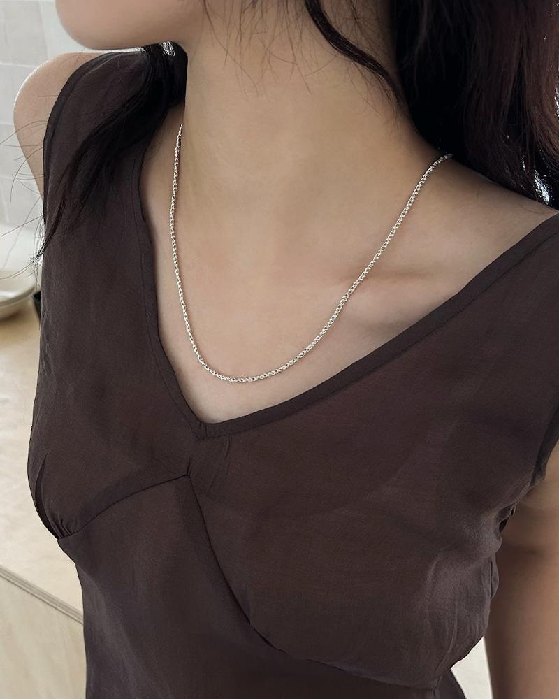 Rope necklace