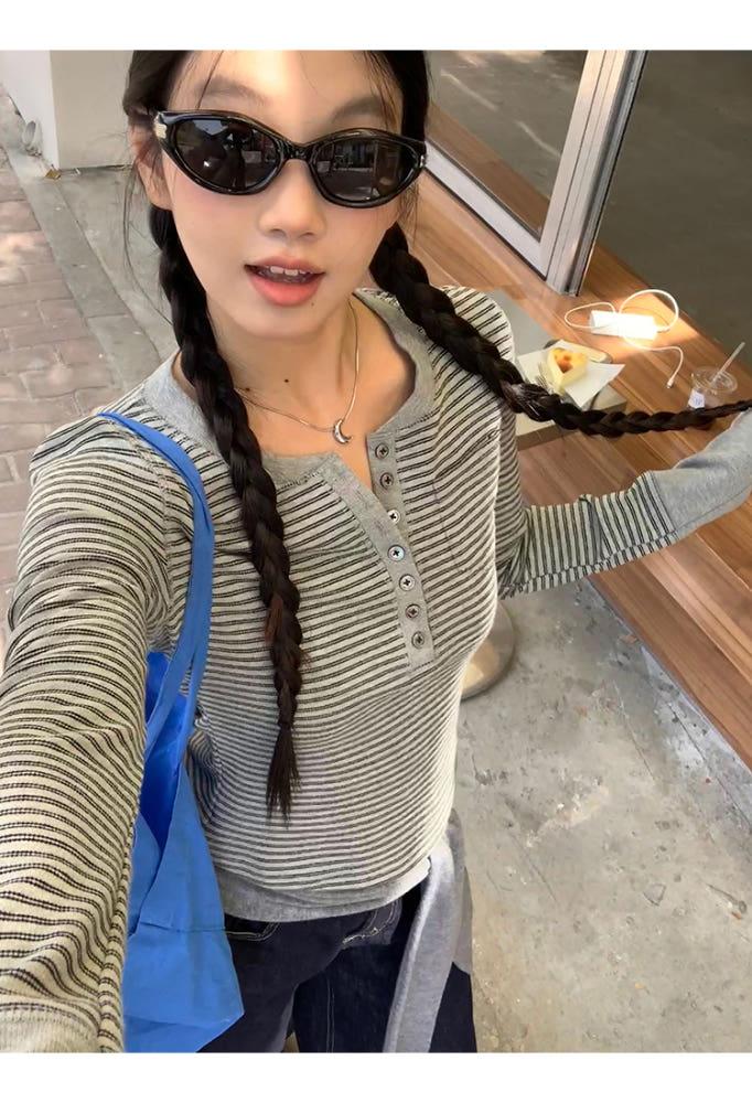 [더누베]루나 슬림 스트라이프 버튼 긴소매 티셔츠