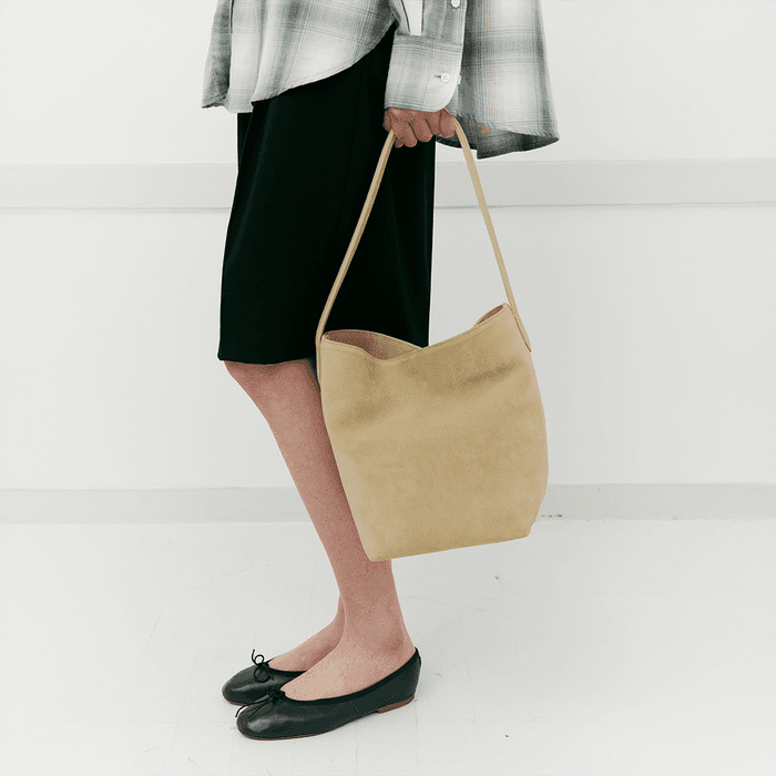 Capri Suede Bag Small_Butter