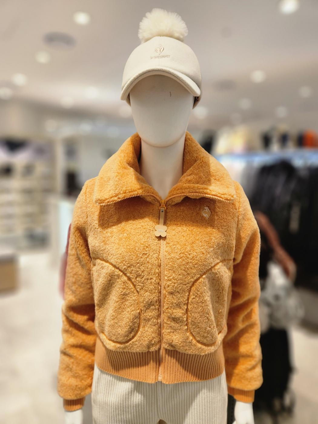 르꼬끄 [의류] 여성용 [드롭드롭드롭] 테디퍼 크롭 솔리드 재킷 QO422OJKO1 - WOR