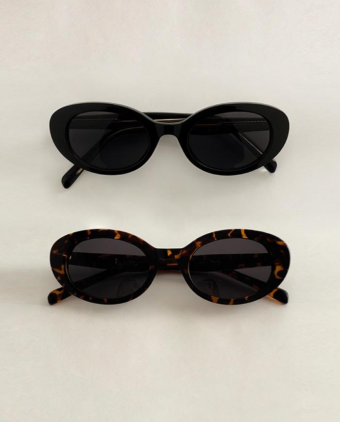 Oval sunglasses