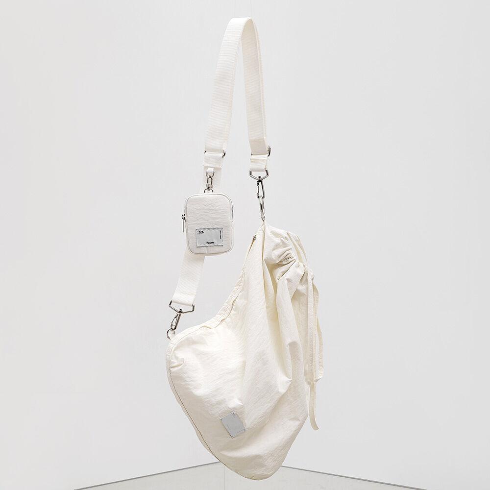FENNEC FABRIC SLING BAG - WHITE