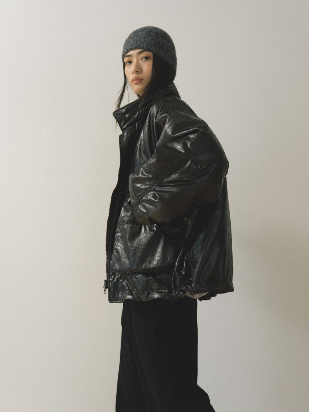 크랙 패디드 점퍼 - 블랙