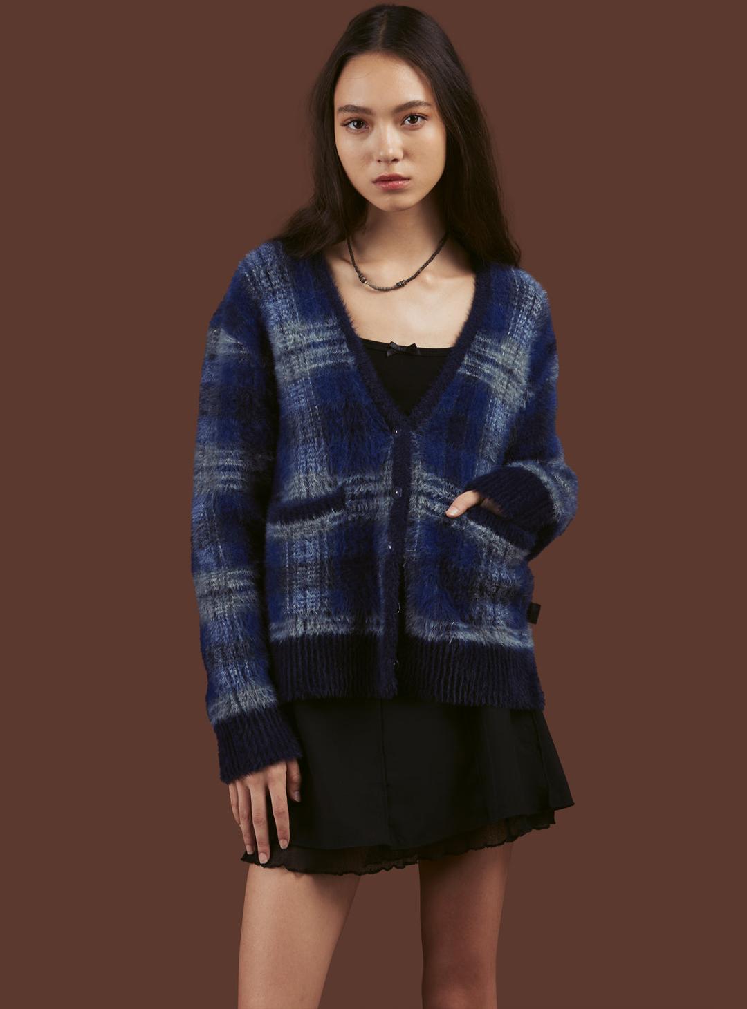 Ty Cardigan - XS / Blue Plaid