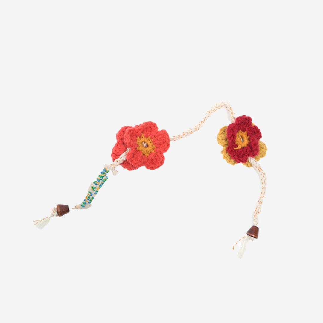 SMALL FLOWERS GATHERING CHARM RED