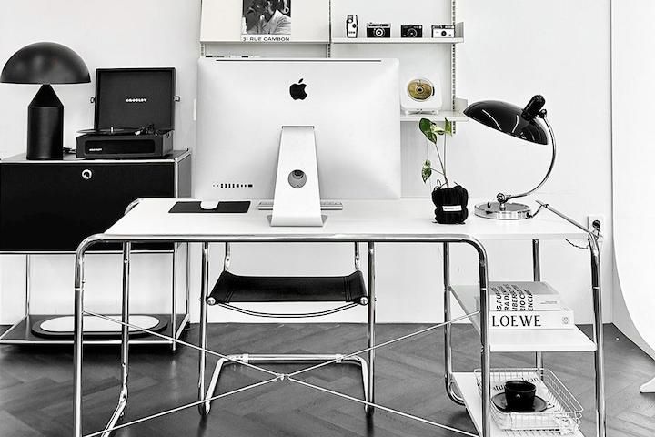 소셜 미드센츄리 모던 알파 A 데스크 책상 1400