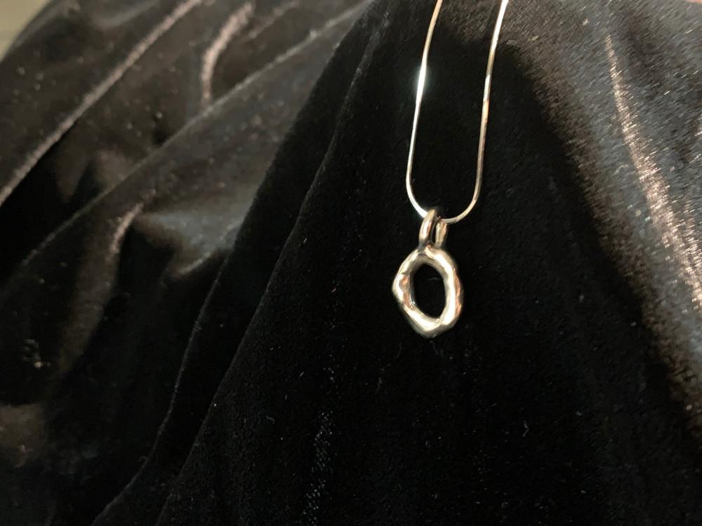 [Donut necklace|| 도넛 목걸이]