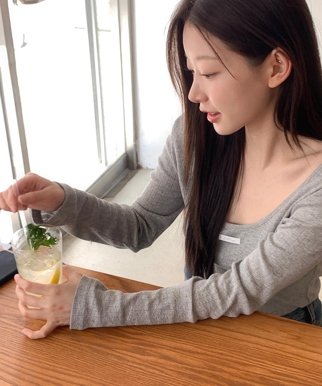 레터프롬문 [레이어드티💕] [인플루언서 PICK!] 레터즈 투웨이 슬림 티셔츠 ( 3 colors ) *누적7천장 best item♥