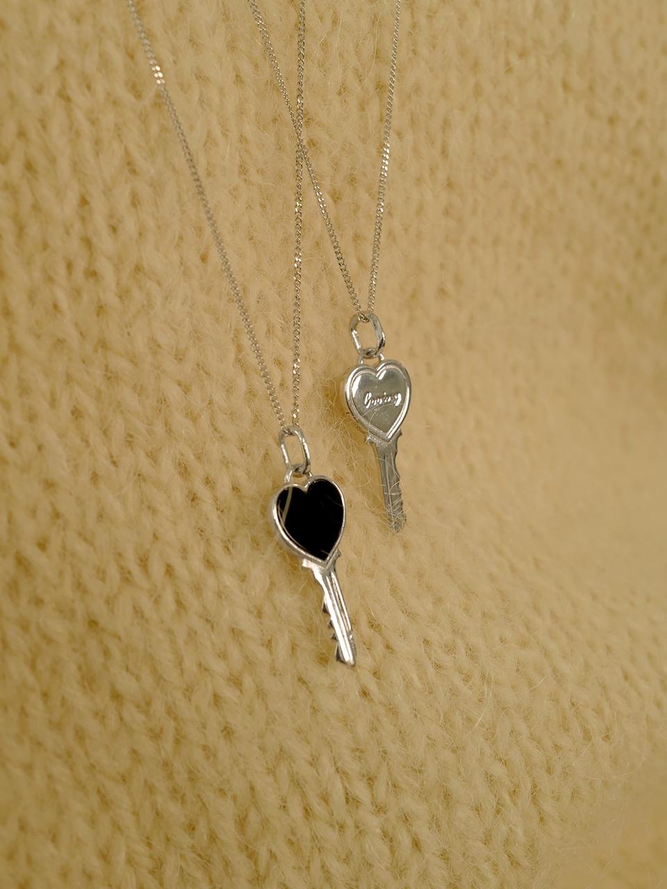 stone heart key long necklace (silver)