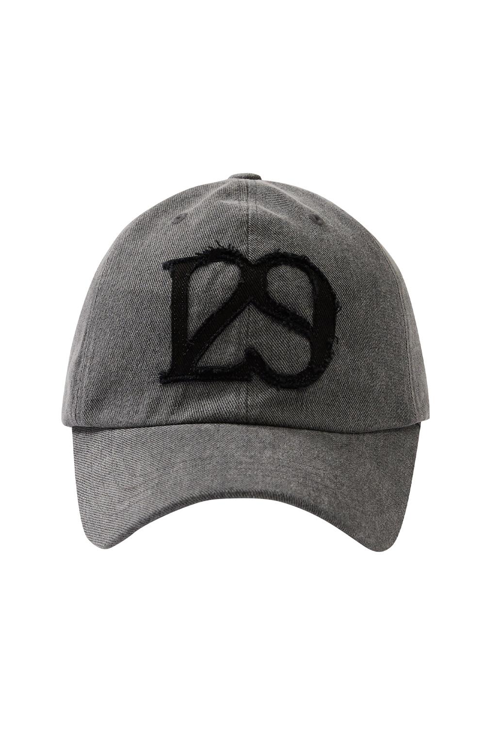 129 아플리케 볼 캡 딥차콜