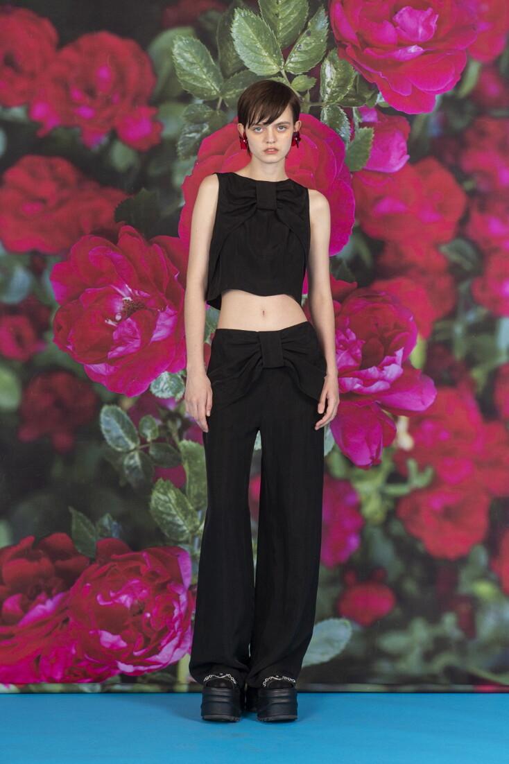 리본 드레이프 블랙 팬츠