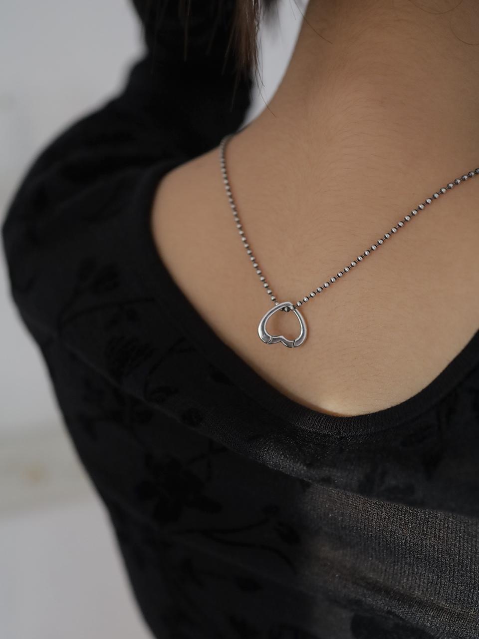 빈티지 하트 버클 펜던트