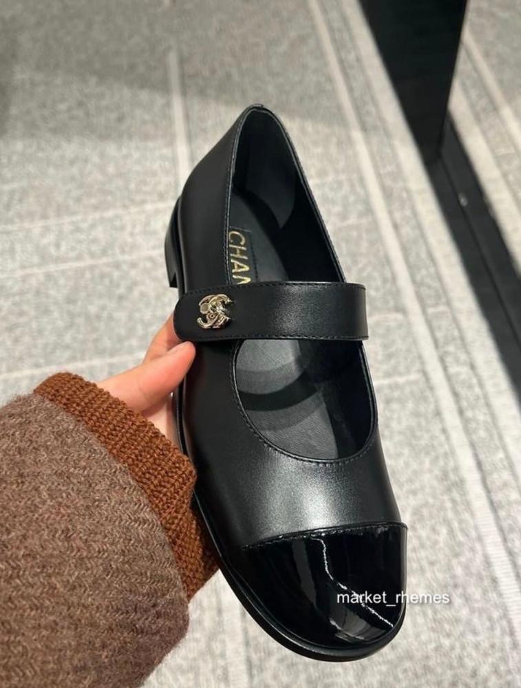 마켓 렘스 [샤넬] 샤넬 24P CC 턴락 로고 메리 제인 플랫 슈즈 2 컬러