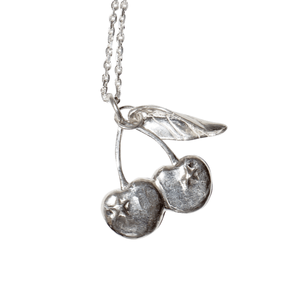 SHINY CHERRY NECKLACE