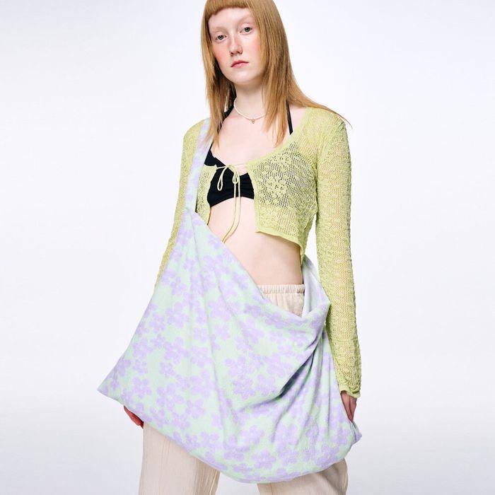 Flower beach towel mint