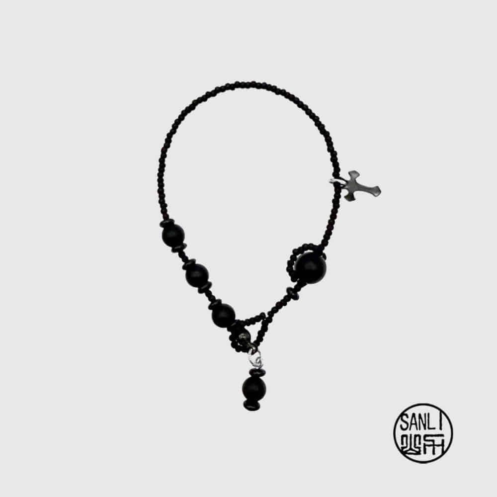 Onyx cross bracelet (2 size)